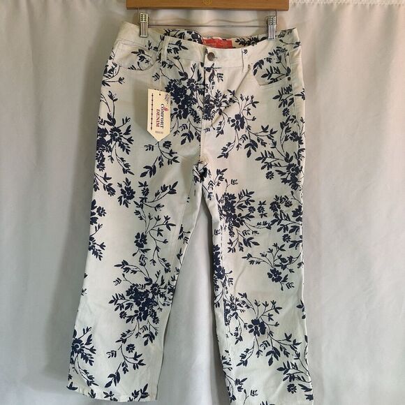 Comfort Denim Women’s Capris New Size 12 Summer Spring Comfort Casual Retail $40 - Picture 1 of 13